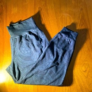 Athleta Salutation textured jogger